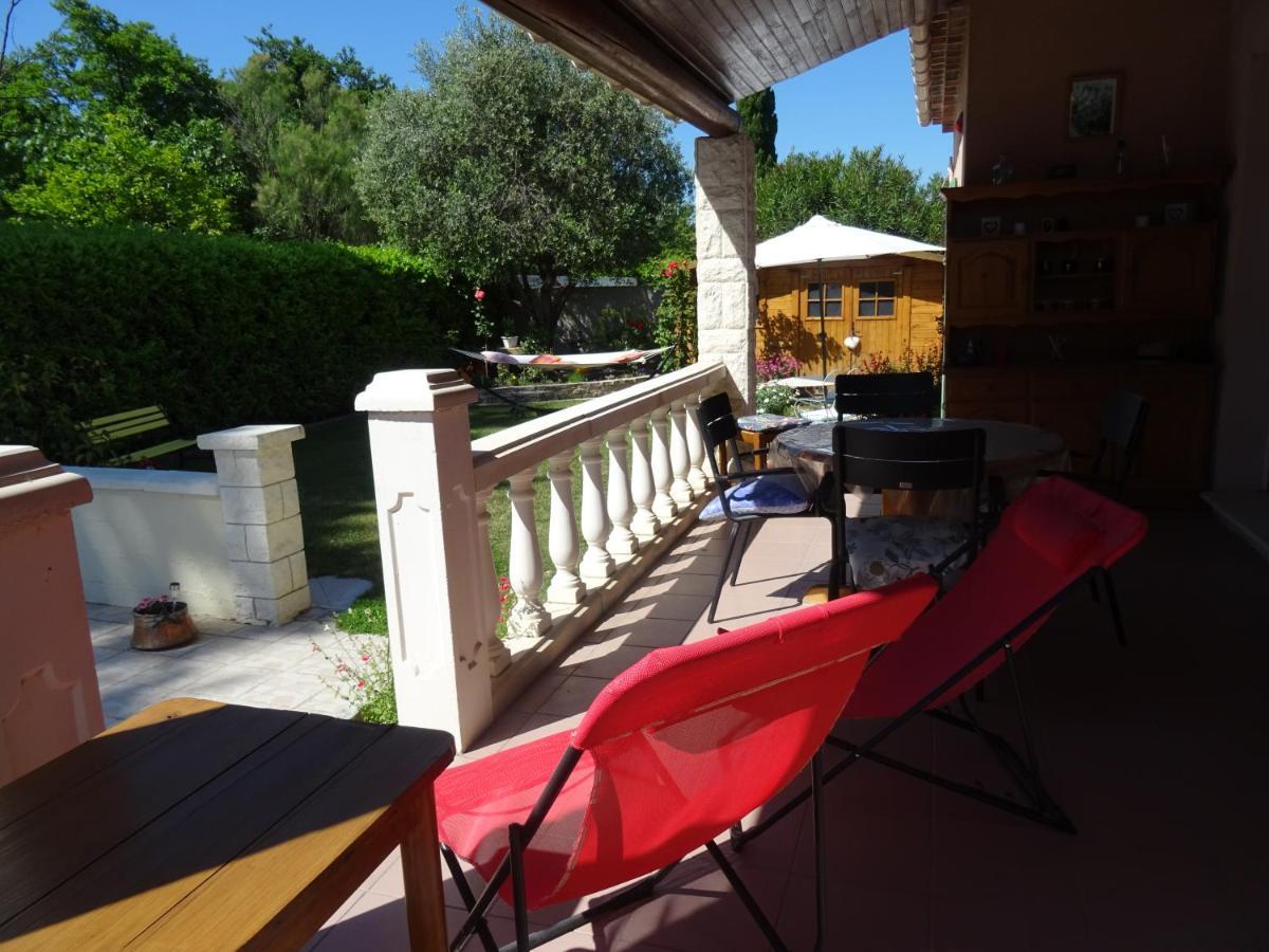 Chez Carole Et Roger Apartment Avignon Exterior photo